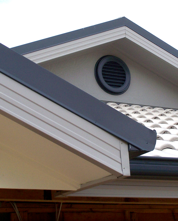 Rainwater Goods: Steel Fascia